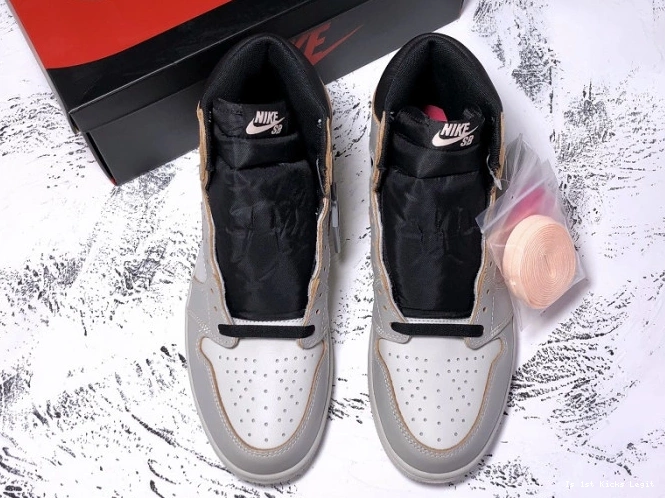 x OG Air SB 1 Nike Bone Light Jordan High CD6578-006 0820